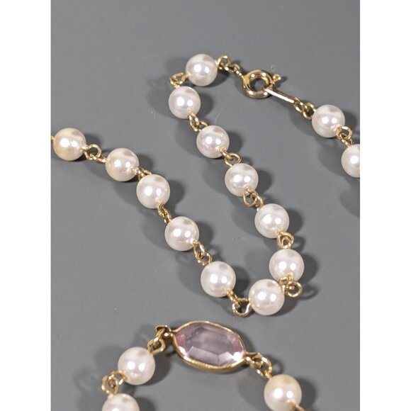 Vintage White Faux Pearl Pink Bezel Beaded Necklace Classic 22 inch - Picture 6 of 9